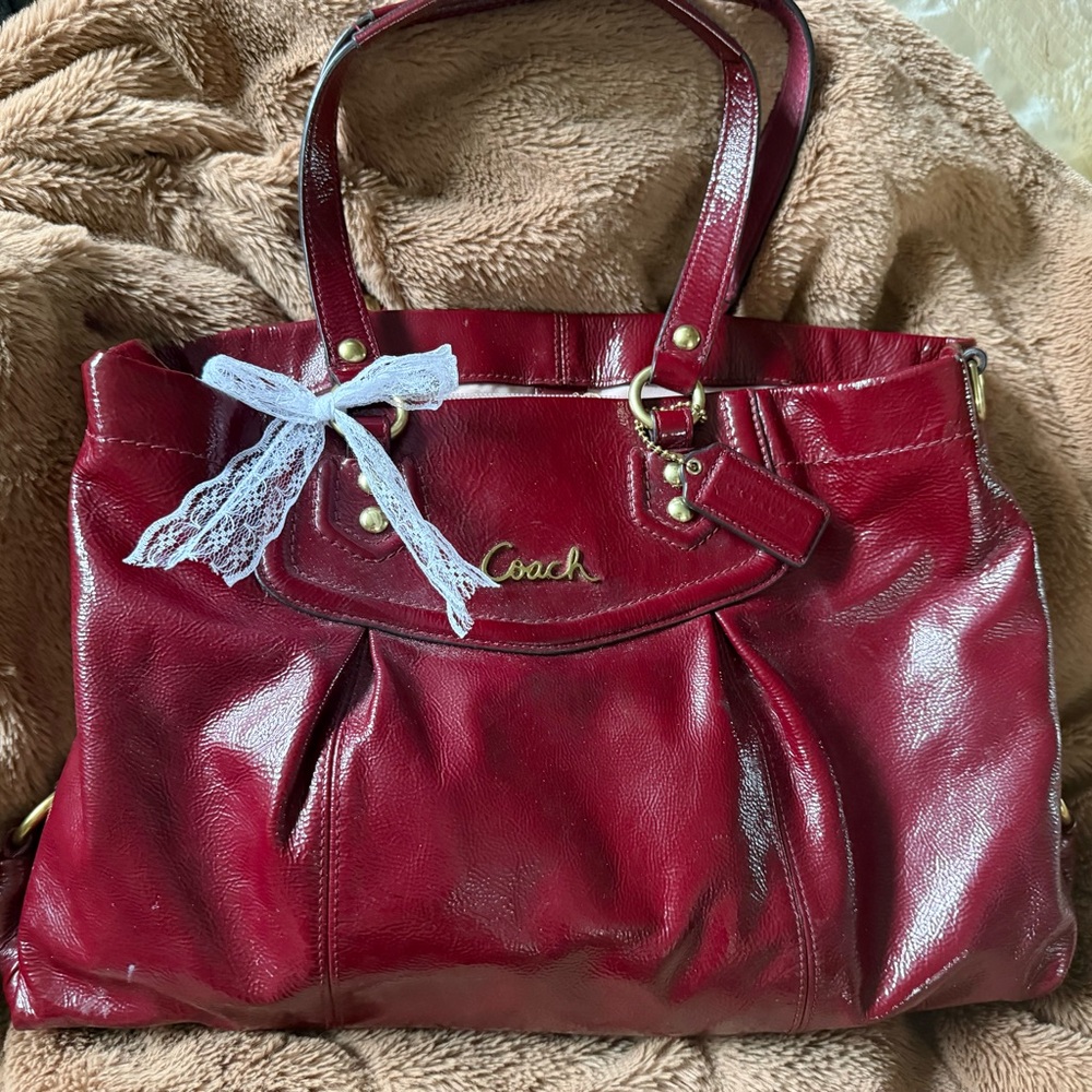Coach Red leather shoulder bag